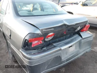 2004 Chevrolet Impala with VIN 2G1WF52EX49276284, listed as a IAAI auction lot 41101139 with 331,048 mi miles and . Bid and sale history available at carsss.com. Image 6.
