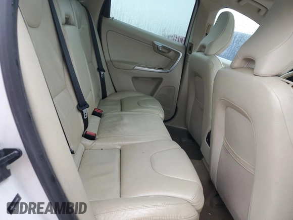 2010 Volvo XC60 3.0T z VIN YV4992DZ7A2125324, wystawiony jako Copart lot #58023765 z przebiegiem Nie podano mil oraz Czysty tytuł • Clean title. Historia ofert i sprzedaży dostępna na DreamBid. Obrazek 11.