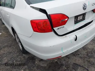 2014 Volkswagen Jetta S с VIN 3VW2K7AJ9EM306523, выставлен на аукционе IAAI как лот 42323603 с пробегом 207 940 миль миль и . История ставок и продаж доступна на DreamBid. Изображение 15.