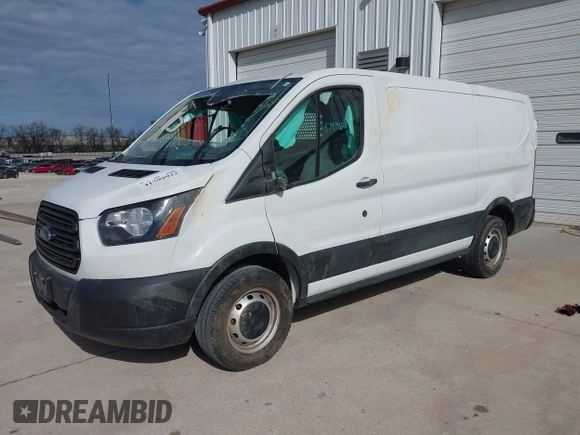 2019 Ford Transit with VIN 1FTYE1YM5KKB72601, listed as a IAAI auction lot 41799922 with 113,502 mi miles. Bid and sale history available at carsss.com. Image 2.