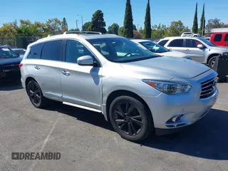2013 Infiniti JX35 with VIN 5N1AL0MMXDC345352, listed as a IAAI auction lot 40145431 with 105,286 mi miles. Bid and sale history available at carsss.com. Image 1.