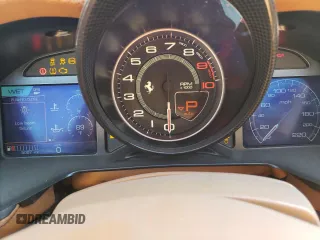 2021 Ferrari 812 z VIN ZFF97CMA0M0258453, wystawiony jako Copart lot #75556464 z przebiegiem 5 007 mil mil oraz Nie do naprawy • Non repairable. Historia ofert i sprzedaży dostępna na DreamBid. Obrazek 9.
