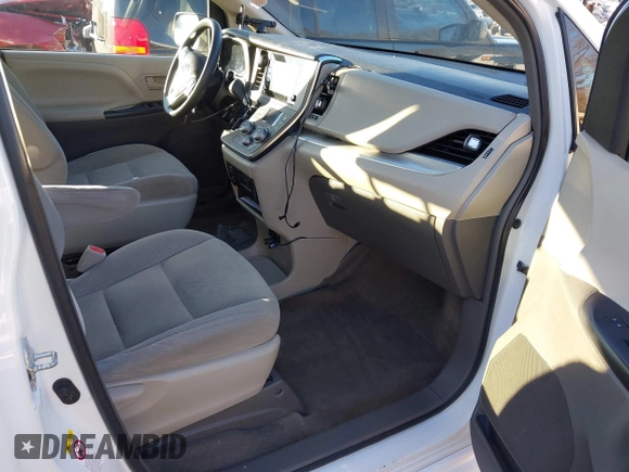2018 Toyota Sienna L with VIN 5TDZZ3DC4JS956096, listed as a IAAI auction lot 41244790 with 94,072 mi miles and . Bid and sale history available at DreamBid. Image 5.