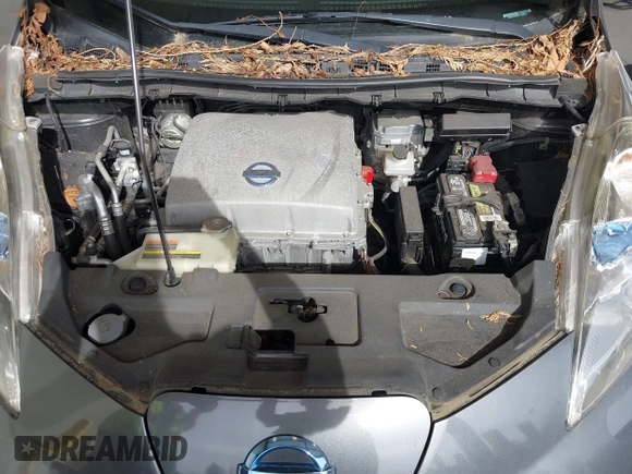 2013 Nissan LEAF SL с VIN 1N4AZ0CP0DC405904, выставлен на аукционе IAAI как лот 42211249 с пробегом 61 021 миль миль и . История ставок и продаж доступна на DreamBid. Изображение 10.