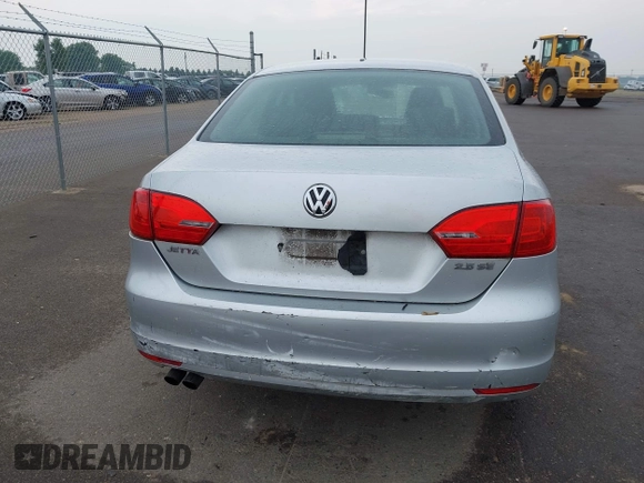 2011 Volkswagen Jetta SE с VIN 3VWDZ7AJ2BM348984, выставлен на аукционе IAAI как лот 42503246 с пробегом 77 392 миль миль и . История ставок и продаж доступна на DreamBid. Изображение 16.