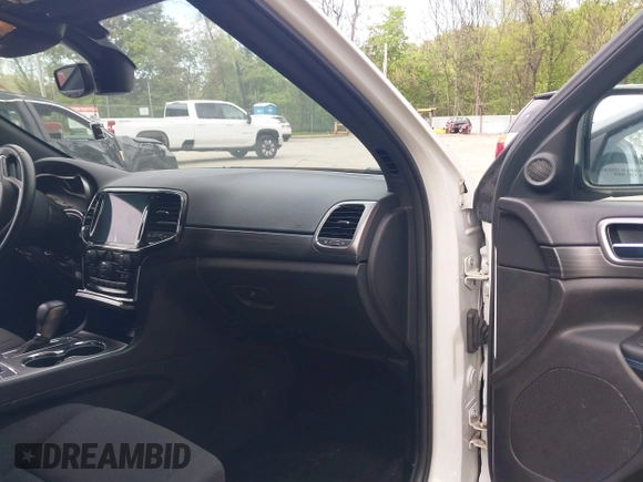 2019 Jeep Grand Cherokee Upland with VIN 1C4RJFAG8KC541396, listed as a IAAI auction lot 42217719 with 72,466 mi miles and . Bid and sale history available at DreamBid. Image 5.