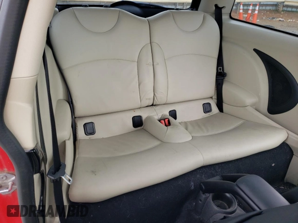 2013 MINI Hardtop with VIN WMWSU3C5XDT544531, listed as a Copart auction lot 65723535 with 71,872 mi miles and Clean title. Bid and sale history available at DreamBid. Image 11.