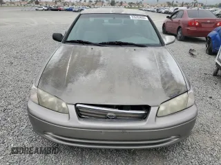 2000 Toyota Camry CE with VIN JT2BG22K6Y0441635, listed as a Copart auction lot 53203655 with 186,022 mi miles and Clean Title. Bid and sale history available at DreamBid. Image 5.