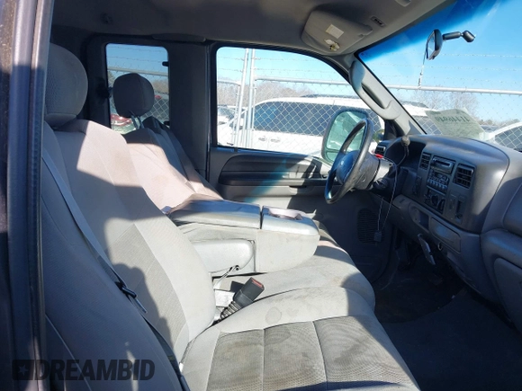 2004 Ford F-250 XL z VIN 1FTNX21P24EC73569, wystawiony jako IAAI lot #41446949 z przebiegiem 287 828 mil mil oraz . Historia ofert i sprzedaży dostępna na DreamBid. Obrazek 5.
