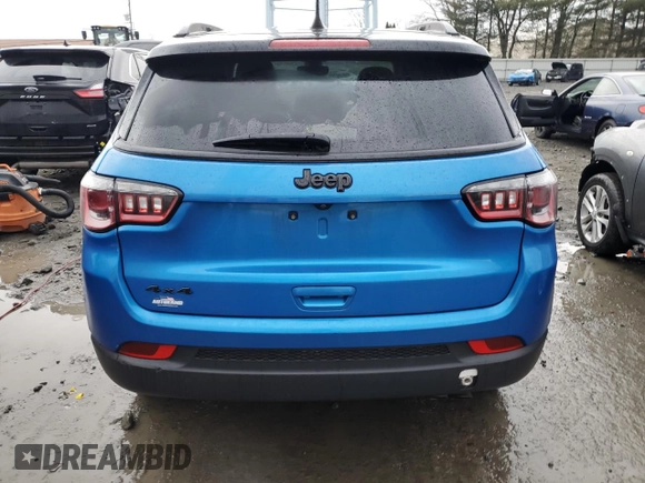 2021 Jeep Compass Altitude with VIN 3C4NJDBB7MT546733, listed as a Copart auction lot 46891965 with 65,085 mi miles and Salvage title. Bid and sale history available at DreamBid. Image 6.