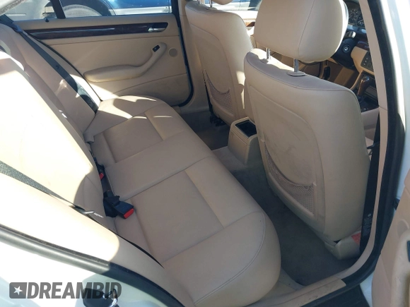2005 BMW 3 Series 325i with VIN WBAAZ33495KW75624, listed as a IAAI auction lot 41495796 with 92,832 mi miles and . Bid and sale history available at DreamBid. Image 8.