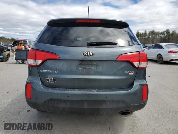 2014 Kia Sorento EX with VIN 5XYKUDA7XEG497463, listed as a Copart auction lot 53112355 with 135,217 mi miles and Clean Title. Bid and sale history available at DreamBid. Image 6.
