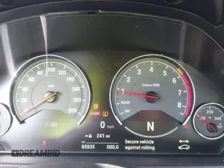 2016 BMW M4 z VIN WBS3R9C56GK337925, wystawiony jako IAAI lot #41433051 z przebiegiem 65 935 mil mil oraz . Historia ofert i sprzedaży dostępna na DreamBid. Obrazek 7.