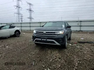2022 Volkswagen Atlas SE with VIN 1V2HE2CA8NC229616, listed as a Copart auction lot 84722384 with 26,570 mi miles and Salvage title. Bid and sale history available at DreamBid. Image 10.
