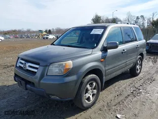 2008 Honda Pilot SE with VIN 5FNYF18318B024987, listed as a IAAI auction lot 41534055 with 254,887 mi miles. Bid and sale history available at carsss.com. Image 6.