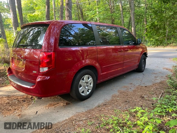 2013 Dodge Grand Caravan SE with VIN 2C4RDGBG7DR506614, listed as a Copart auction lot 54992185 with 154,290 mi miles and Clean Title. Bid and sale history available at DreamBid. Image 4.
