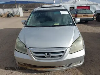 2005 Honda Odyssey TOURING with VIN 5FNRL38855B035443, listed as a IAAI auction lot 41748539 with 1 mi miles. Bid and sale history available at carsss.com. Image 11.