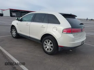 2008 Lincoln MKX with VIN 2LMDU68C48BJ09112, listed as a IAAI auction lot 41814169 with 189,005 mi miles. Bid and sale history available at carsss.com. Image 3.