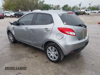 2013 Mazda Mazda2 Sport with VIN JM1DE1KY6D0170767, listed as a IAAI auction lot 41761689 with 142,743 mi miles. Bid and sale history available at carsss.com. Image 3.