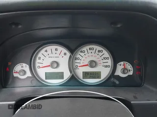 2005 Ford Escape Limited with VIN 1FMYU94175KB42352, listed as a IAAI auction lot 42418986 with 245,012 mi miles and . Bid and sale history available at DreamBid. Image 7.