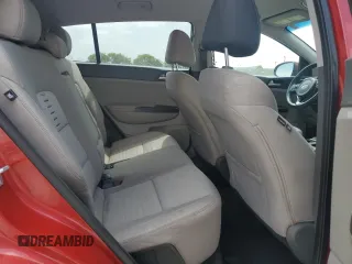 2018 Kia Sportage LX z VIN KNDPMCACXJ7327057, wystawiony jako Copart lot #57280695 z przebiegiem 157 460 mil mil oraz Czysty tytuł • Clean title. Historia ofert i sprzedaży dostępna na DreamBid. Obrazek 11.