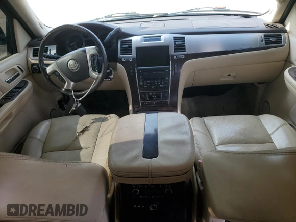 2007 Cadillac Escalade z VIN 1GYEC63867R288916, wystawiony jako Copart lot #57483545 z przebiegiem 175 344 mil mil oraz Szkoda całkowita • Salvage title. Historia ofert i sprzedaży dostępna na DreamBid. Obrazek 8.