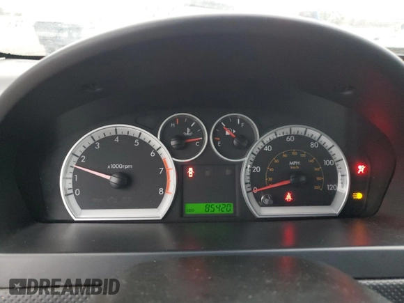 2007 Chevrolet Aveo LS z VIN KL1TD56607B126715, wystawiony jako Copart lot #85206134 z przebiegiem 85 420 mil mil oraz Szkody całkowita. Historia ofert i sprzedaży dostępna na DreamBid. Obrazek 9.