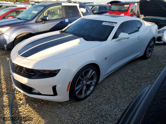 2020 Chevrolet Camaro 2LT with VIN 1G1FC1RS9L0147295, listed as a Copart auction lot 74135504 with 0 mi miles and Non Repairable. Bid and sale history available at carsss.com. Image 1.