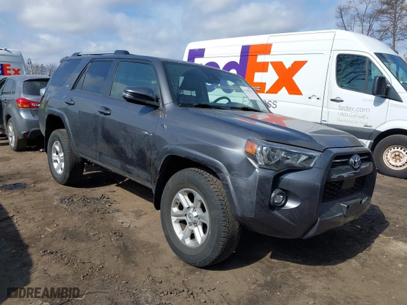 2022 Toyota 4Runner SR5 Premium with VIN JTENU5JR3N6062156, listed as a IAAI auction lot 41705930 with 25,445 mi miles. Bid and sale history available at carsss.com. Image 1.