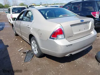 2006 Ford Fusion SE with VIN 3FAFP07136R145875, listed as a IAAI auction lot 42002046 with 67,247 mi miles. Bid and sale history available at carsss.com. Image 3.