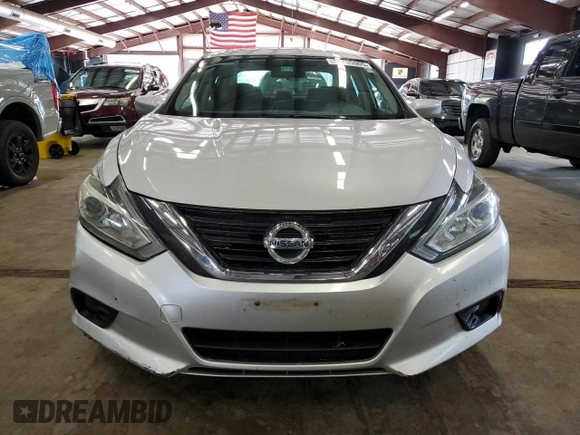 2017 Nissan Altima SL z VIN 1N4AL3AP0HC259256, wystawiony jako Copart lot #61735905 z przebiegiem 103 483 mil mil oraz Czysty tytuł • Clean title. Historia ofert i sprzedaży dostępna na DreamBid. Obrazek 5.