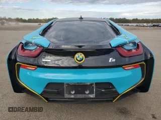 2016 BMW i8 z VIN WBY2Z2C52GV676222, wystawiony jako Copart lot #72452033 z przebiegiem 92 988 mil mil oraz . Historia ofert i sprzedaży dostępna na DreamBid. Obrazek 6.