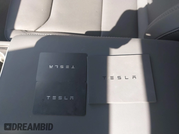 2024 Tesla Model 3 with VIN 5YJ3E1EA6RF728507, listed as a IAAI auction lot 41730403 with 17,563 mi miles and . Bid and sale history available at DreamBid. Image 11.