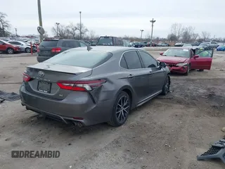 2021 Toyota Camry SE Nightshade with VIN 4T1G11AK0MU524308, listed as a IAAI auction lot 41654202 with 117,897 mi miles. Bid and sale history available at carsss.com. Image 4.