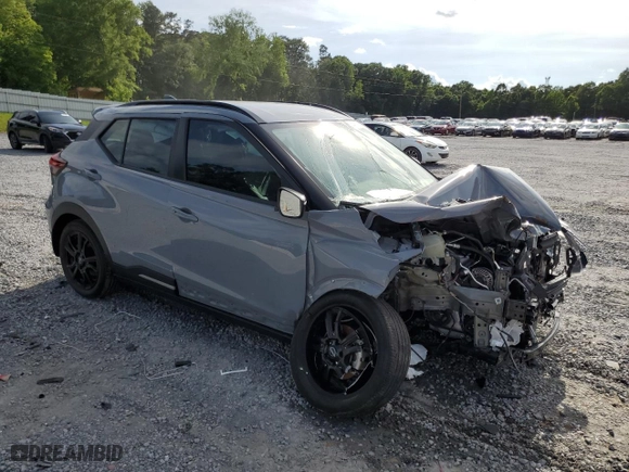 2023 Nissan Kicks SR with VIN 3N1CP5DV7PL480775, listed as a Copart auction lot 54007674 with 15,197 mi miles and Salvage Title. Bid and sale history available at carsss.com. Image 4.