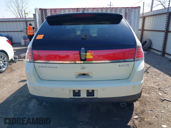 2007 Lincoln MKX with VIN 2LMDU68C77BJ11662, listed as a IAAI auction lot 41878466 with 142,723 mi miles. Bid and sale history available at carsss.com. Image 16.