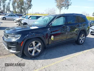 2022 Jeep Grand Cherokee Limited z VIN 1C4RJKBG9N8535377, wystawiony jako IAAI lot #41838532 z przebiegiem Nie podano mil oraz . Historia ofert i sprzedaży dostępna na DreamBid. Obrazek 17.