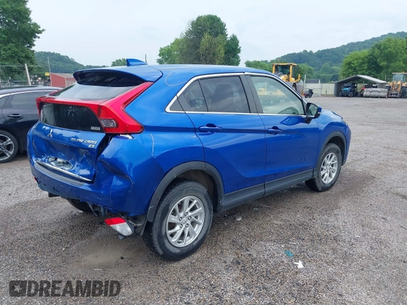 2018 Mitsubishi Eclipse Cross ES z VIN JA4AT3AA7JZ048929, wystawiony jako IAAI lot #42624454 z przebiegiem 97 520 mil mil oraz . Historia ofert i sprzedaży dostępna na DreamBid. Obrazek 4.