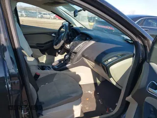 2013 Ford Focus SE with VIN 1FADP3F28DL260843, listed as a IAAI auction lot 41889090 with 131,636 mi miles. Bid and sale history available at carsss.com. Image 5.