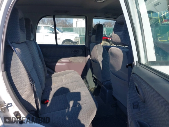 2003 Suzuki Vitara z VIN 2S3TE52V636104848, wystawiony jako IAAI lot #41535053 z przebiegiem 103 735 mil mil oraz . Historia ofert i sprzedaży dostępna na DreamBid. Obrazek 8.