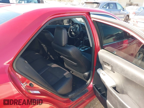 2014 Toyota Camry L with VIN 4T1BF1FK1EU817205, listed as a IAAI auction lot 41753999 with 162,984 mi miles. Bid and sale history available at carsss.com. Image 8.