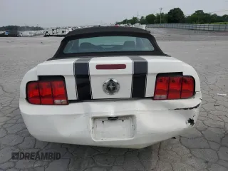 2007 Ford Mustang Deluxe z VIN 1ZVFT84N575265870, wystawiony jako Copart lot #60278415 z przebiegiem 251 670 mil mil oraz Szkoda całkowita • Salvage title. Historia ofert i sprzedaży dostępna na DreamBid. Obrazek 6.