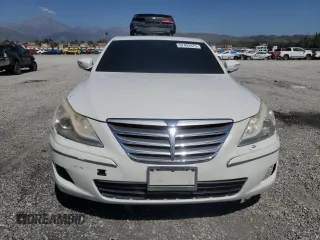 2013 Hyundai Genesis 3.8L с VIN KMHGC4DD6DU250346, выставлен на аукционе Copart как лот 57422475 с пробегом 135 559 миль миль и Списание • Salvage title. История ставок и продаж доступна на DreamBid. Изображение 5.