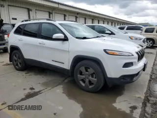 2017 Jeep Cherokee Latitude with VIN 1C4PJMCB0HW504122, listed as a Copart auction lot 55899025 with 115,426 mi miles and Salvage title. Bid and sale history available at DreamBid. Image 4.