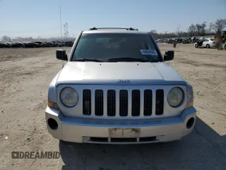 2009 Jeep Patriot Sport with VIN 1J8FT28B59D126503, listed as a Copart auction lot 48994695 with 167,804 mi miles and Salvage Title. Bid and sale history available at DreamBid. Image 5.