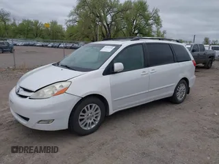 2007 Toyota Sienna XLE with VIN 5TDZK22C57S081282, listed as a IAAI auction lot 42154188 with 245,815 mi miles. Bid and sale history available at carsss.com. Image 2.