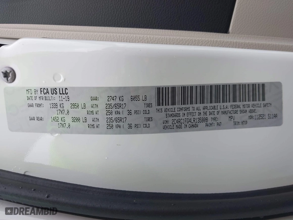 2020 Chrysler Pacifica Touring with VIN 2C4RC1FG4LR135808, listed as a IAAI auction lot 41932205 with 152,073 mi miles. Bid and sale history available at carsss.com. Image 9.
