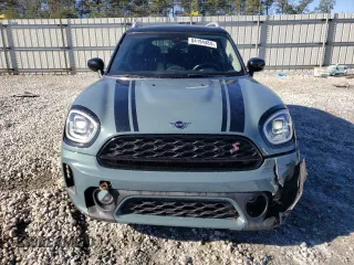 2021 MINI Countryman Cooper S with VIN WMZ53BR06M3M31586, listed as a Copart auction lot 84194484 with 70,141 mi miles and Salvage Title. Bid and sale history available at carsss.com. Image 5.