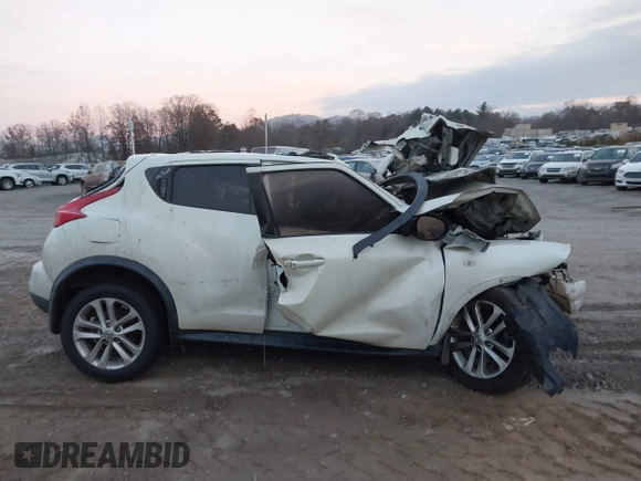 2012 Nissan Juke SL z VIN JN8AF5MV2CT124008, wystawiony jako IAAI lot #40751046 z przebiegiem Nie podano mil oraz . Historia ofert i sprzedaży dostępna na DreamBid. Obrazek 12.