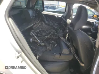 2015 Volvo V60 T5 z VIN YV4612HK7F1001283, wystawiony jako Copart lot #54272035 z przebiegiem Nie podano mil oraz Szkody całkowita. Historia ofert i sprzedaży dostępna na DreamBid. Obrazek 10.